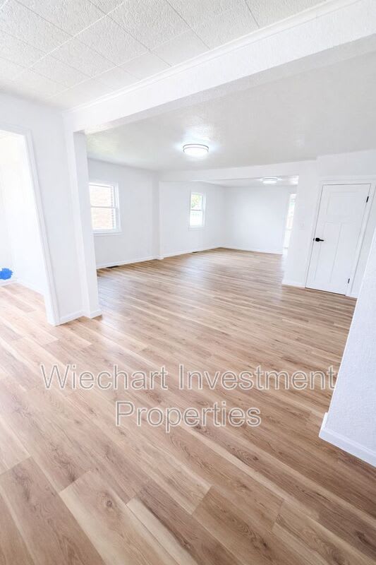409 Gibbs Ave – photo 5