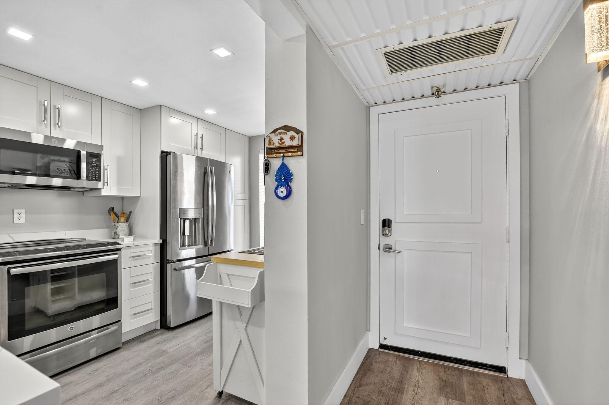20 Royal Palm Way – photo 4