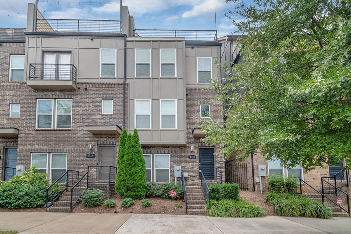 2724 Grand Union Way – photo 1