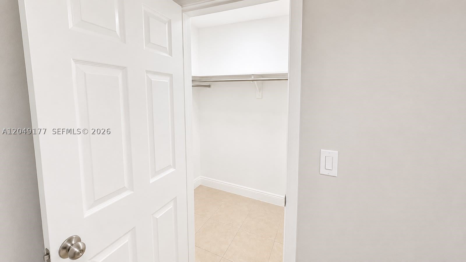 2332 Roosevelt St – photo 5