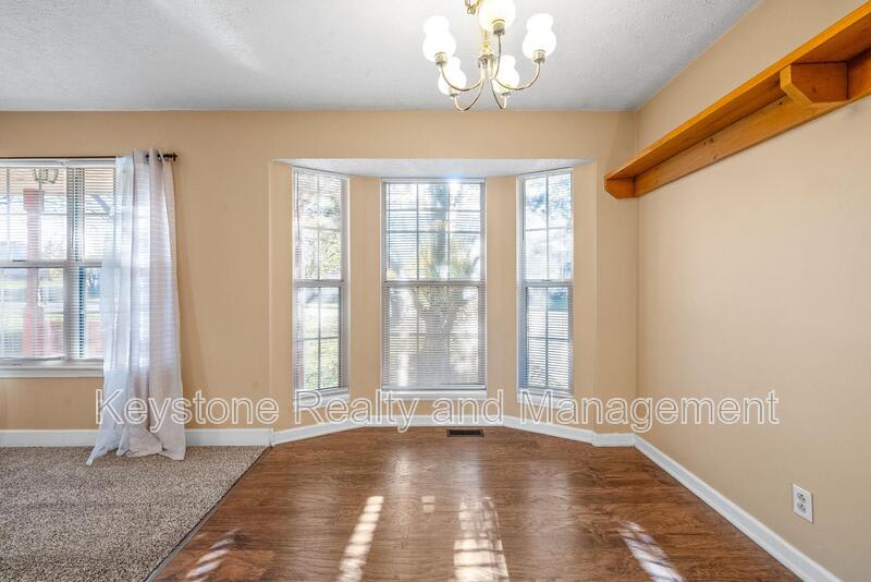 609 Artic Avenue – photo 5