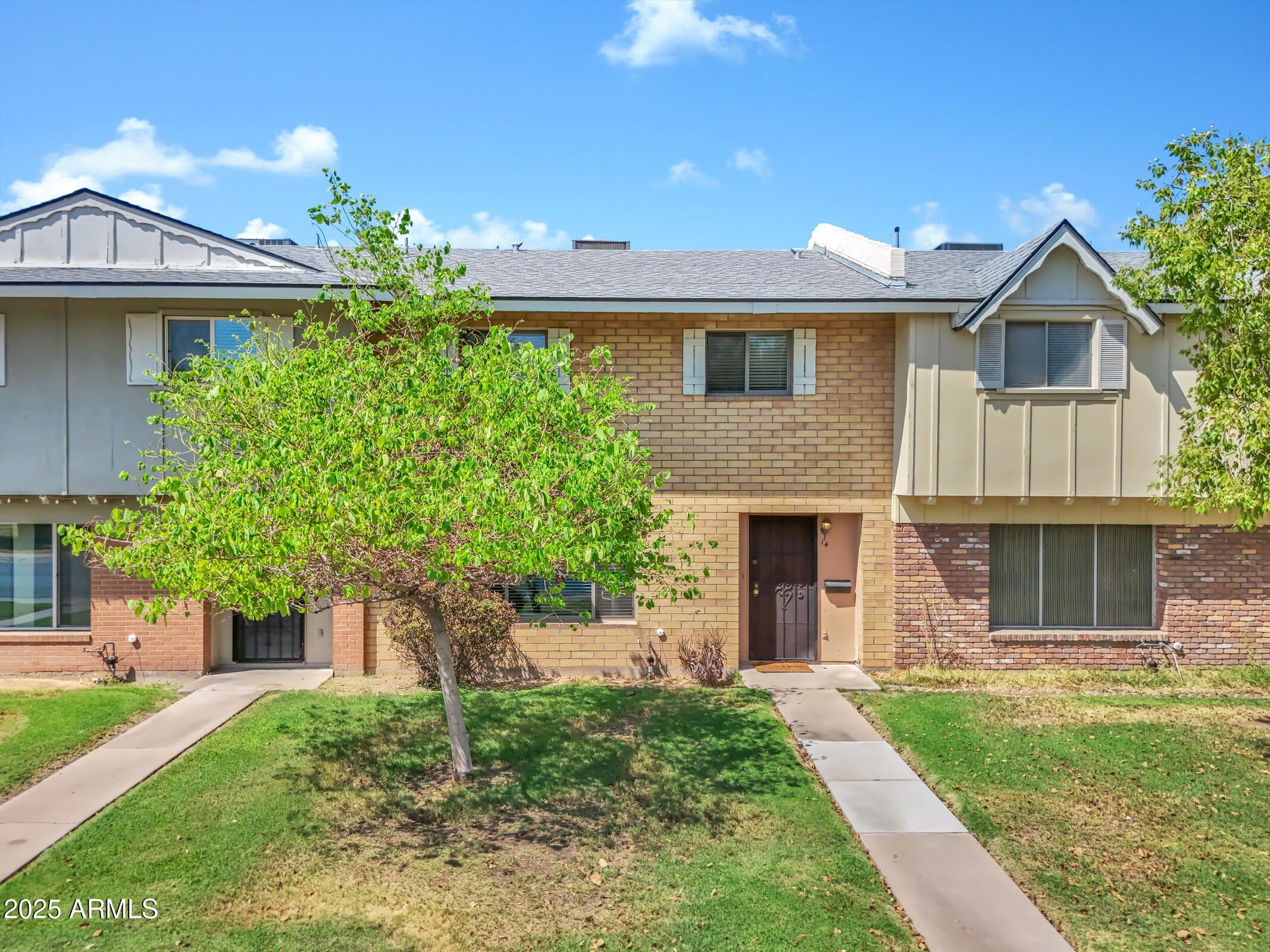 14 E Hermosa Drive – photo 3