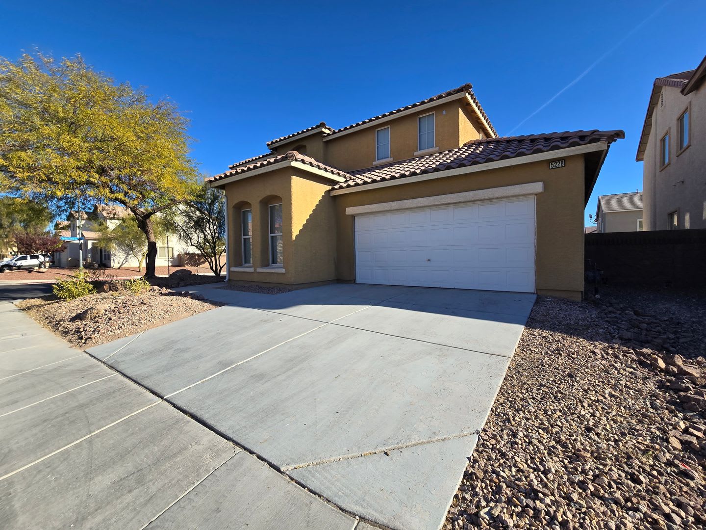 Spacious 6-Bedroom Home with Attached Garage & Large Backyard – photo 1