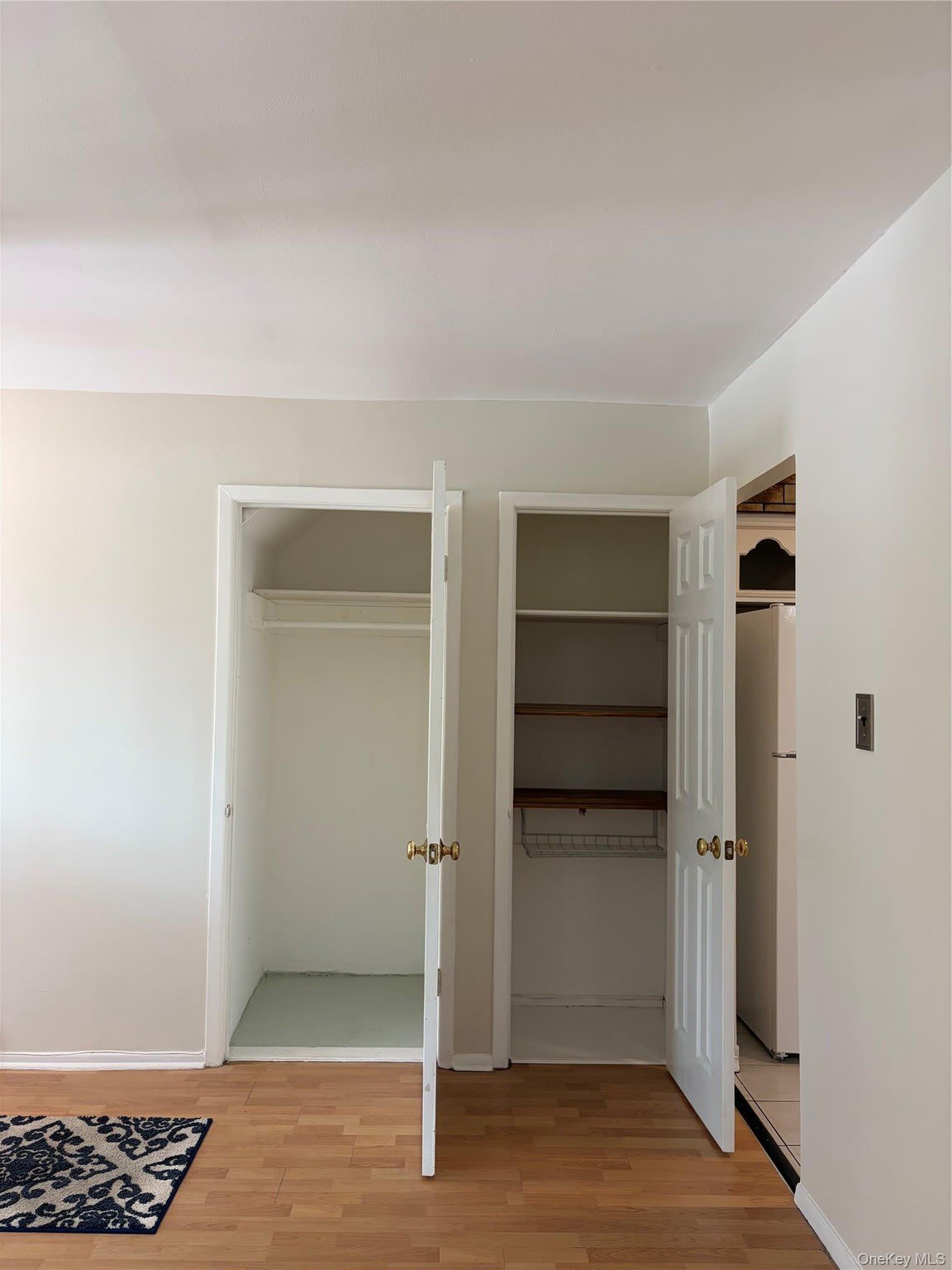 2735 Cropsey Avenue – photo 5