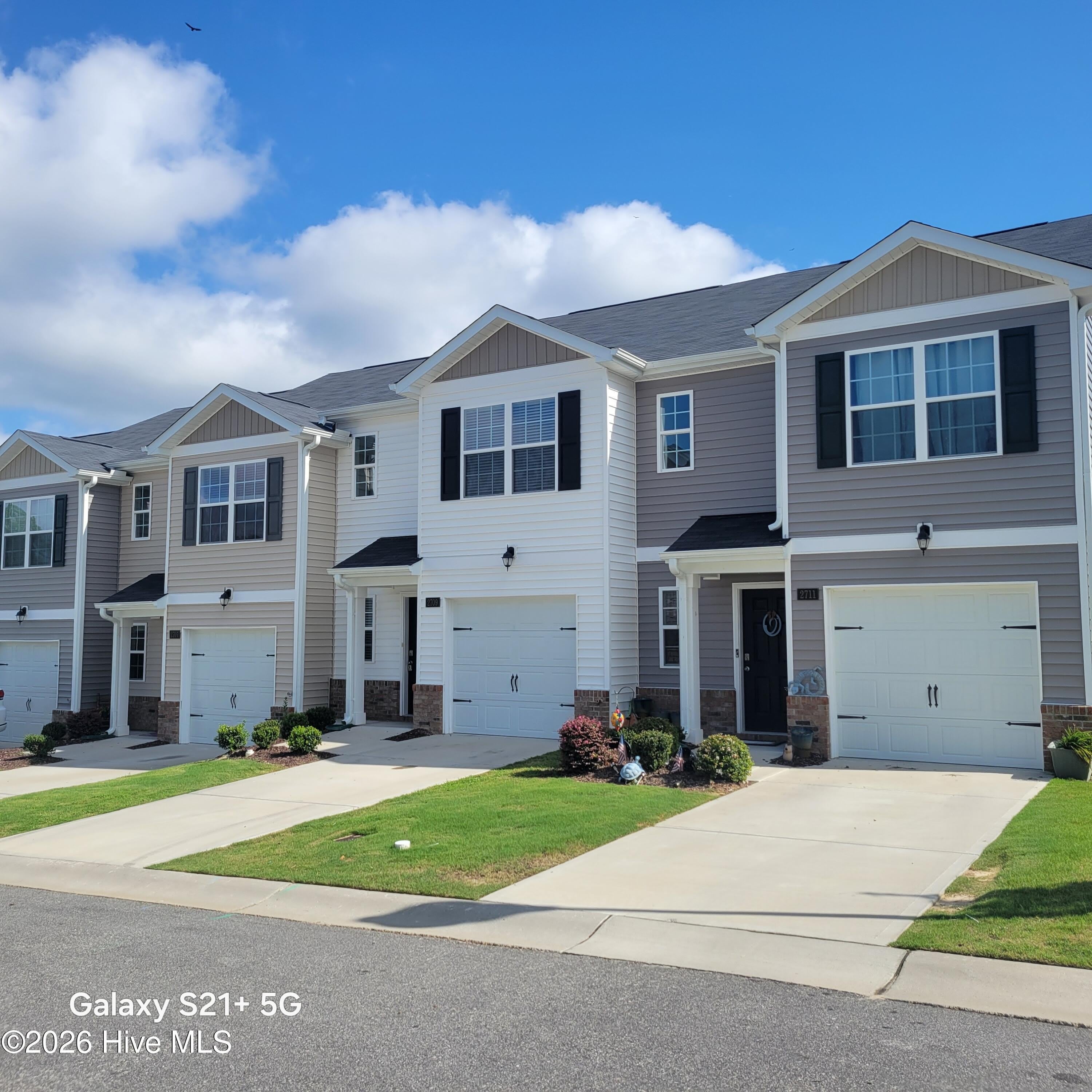 2709 Gracie Lane – photo 1