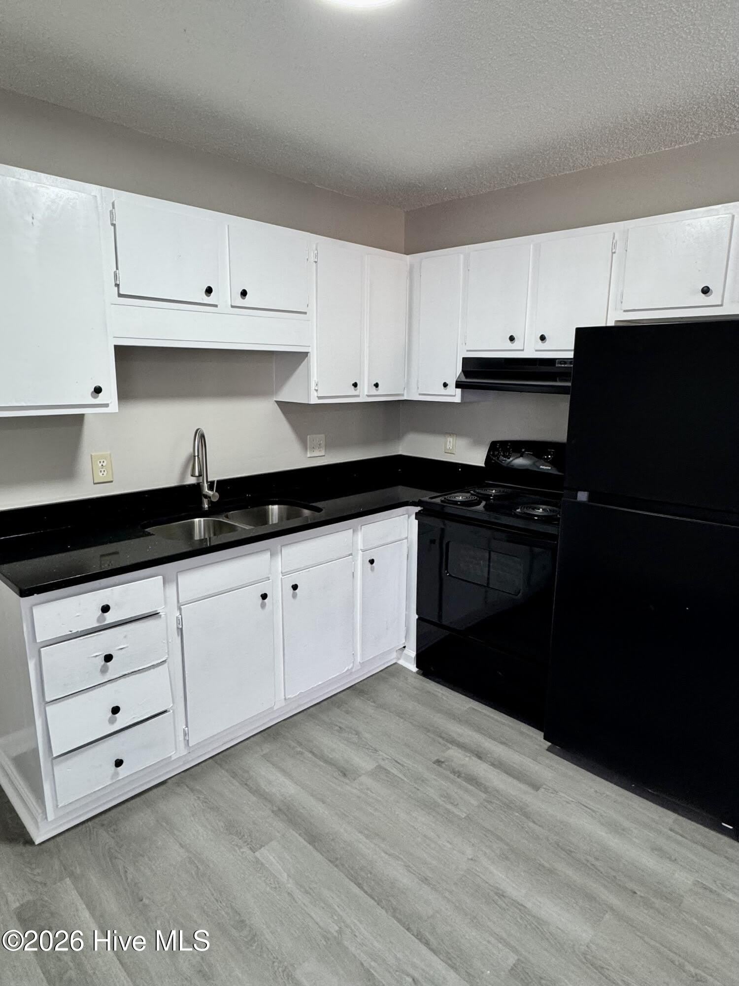 3209 Summer Place – photo 3