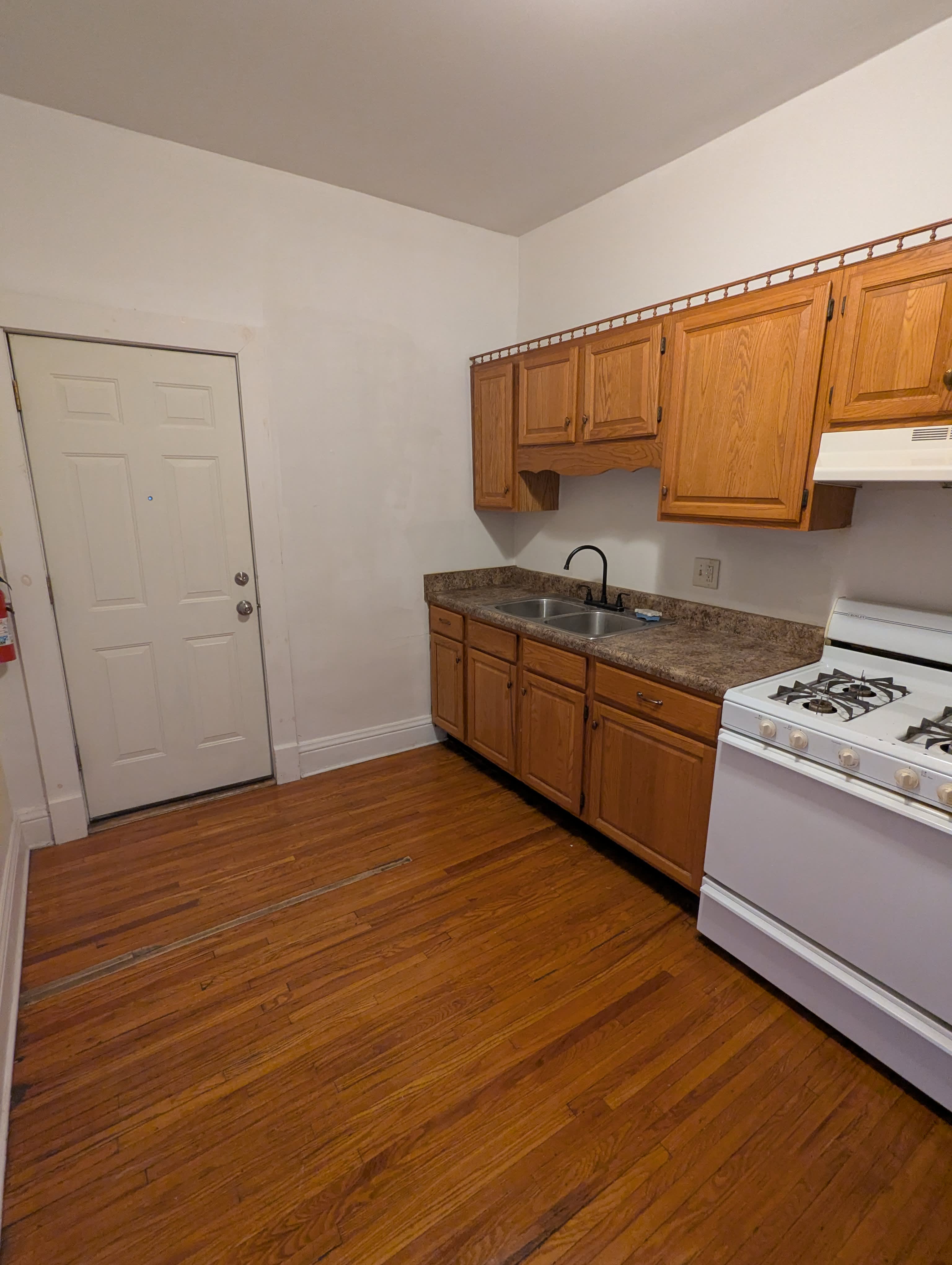1019 North Farmington Road – photo 5