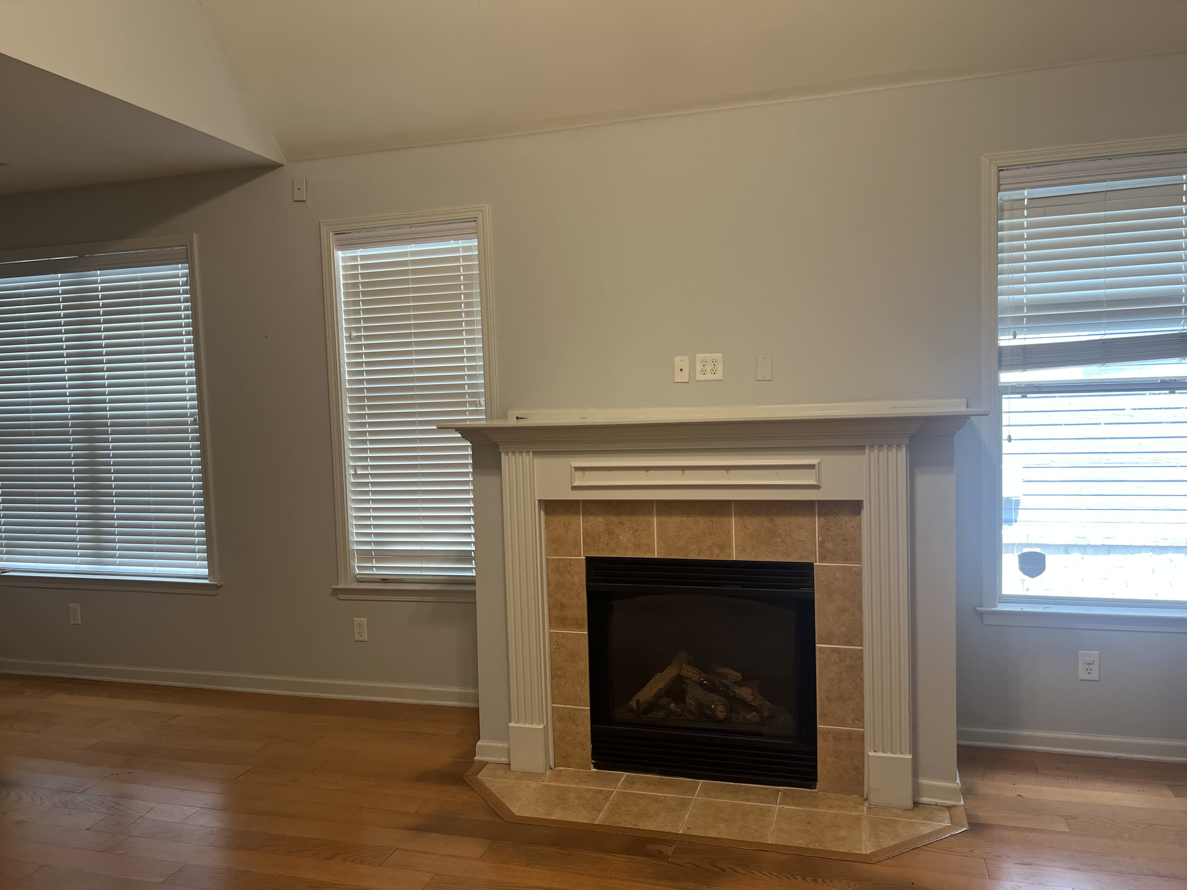 1353 Island Shore Drive – photo 5