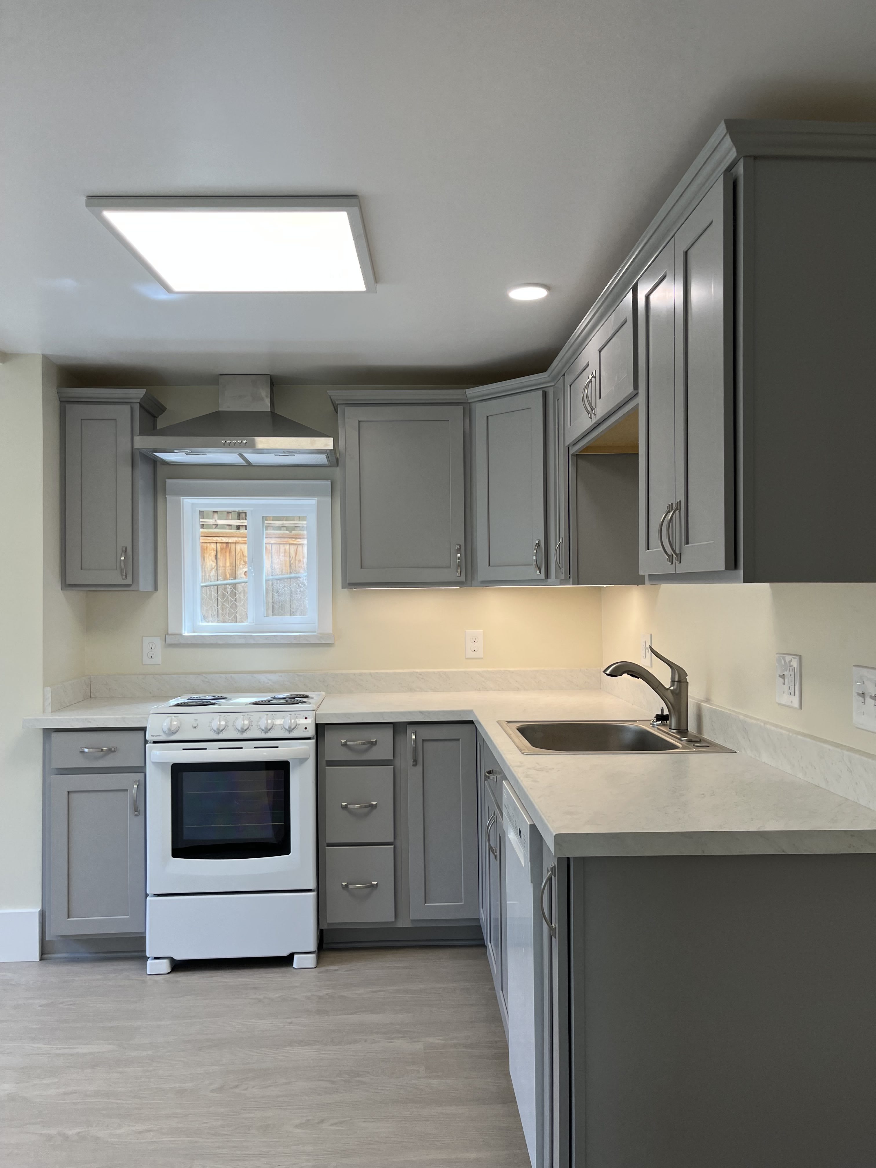 493 Fairview St – photo 5