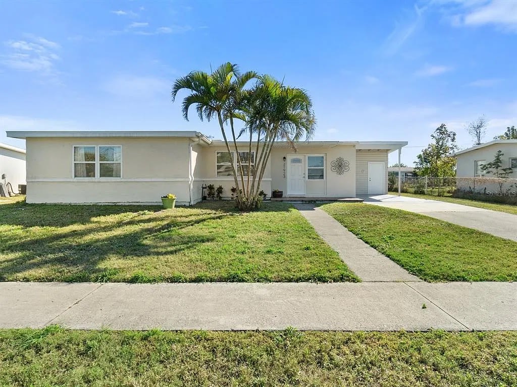 21923 Cellini Avenue – photo 1