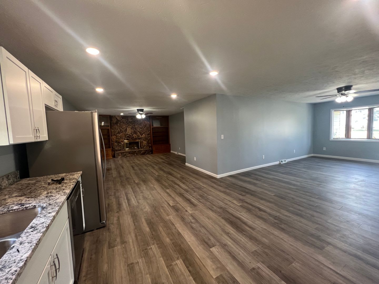 Coming soon! Spacious Updated 3 Bedroom 2 Full Bath with Plenty of Additional Space – photo 5