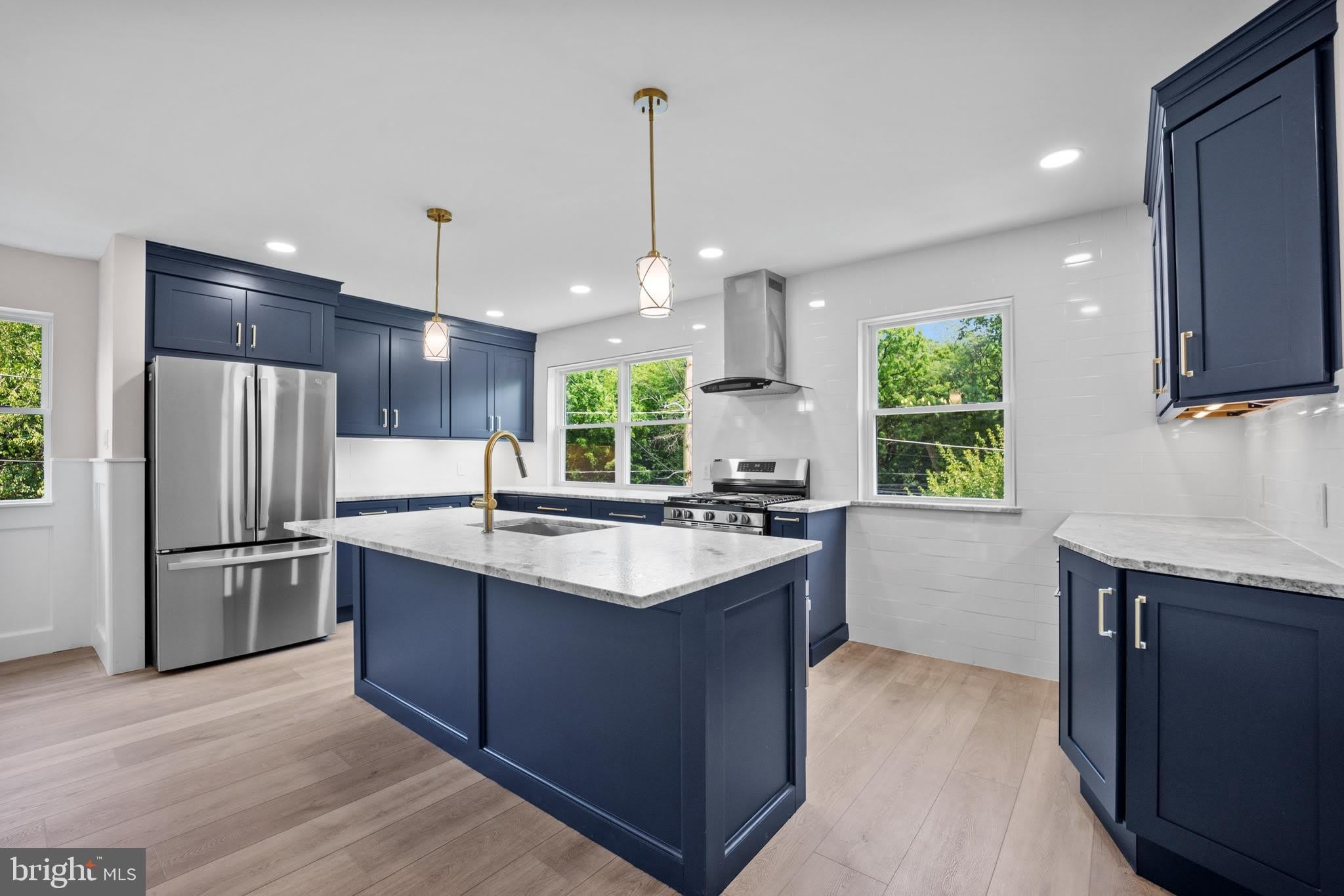 857 GREEN VALLEY Drive – photo 1
