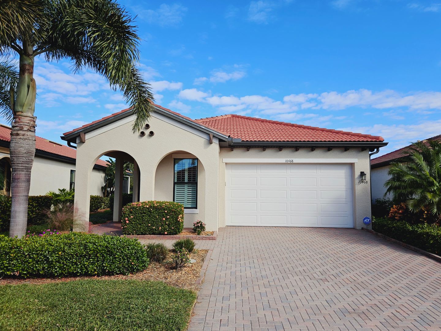 Seasonal Short Term Single Family Located At Sarasota National Golf Club Social Membership With Resort Like Amenities – photo 1