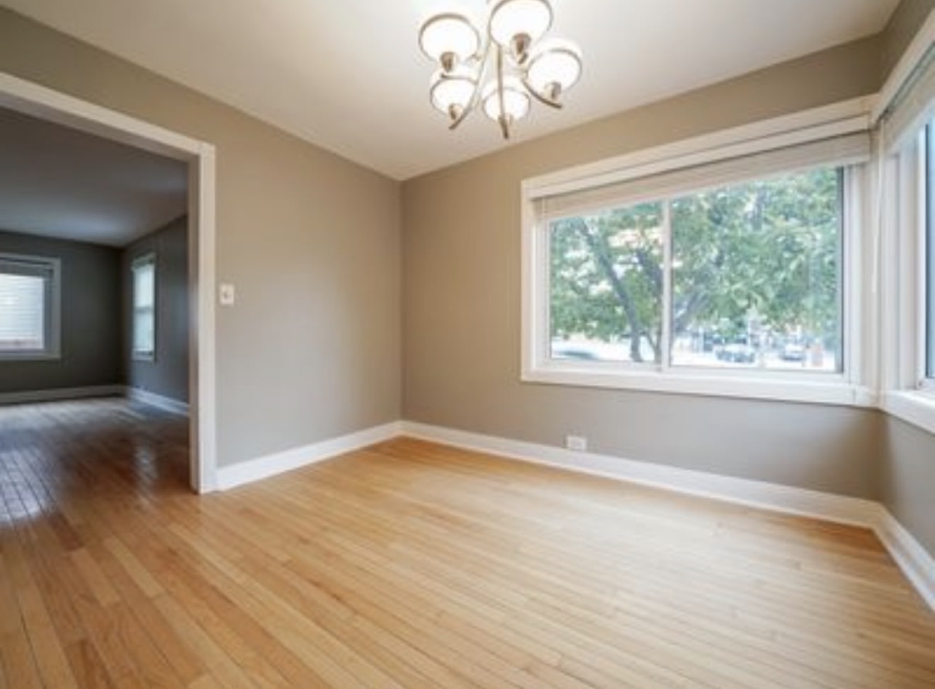 936 South Main Street – photo 2