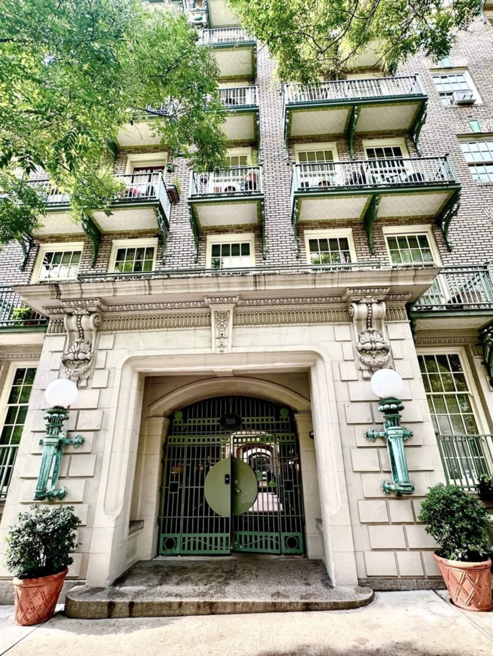 508 East 78th Street – photo 1