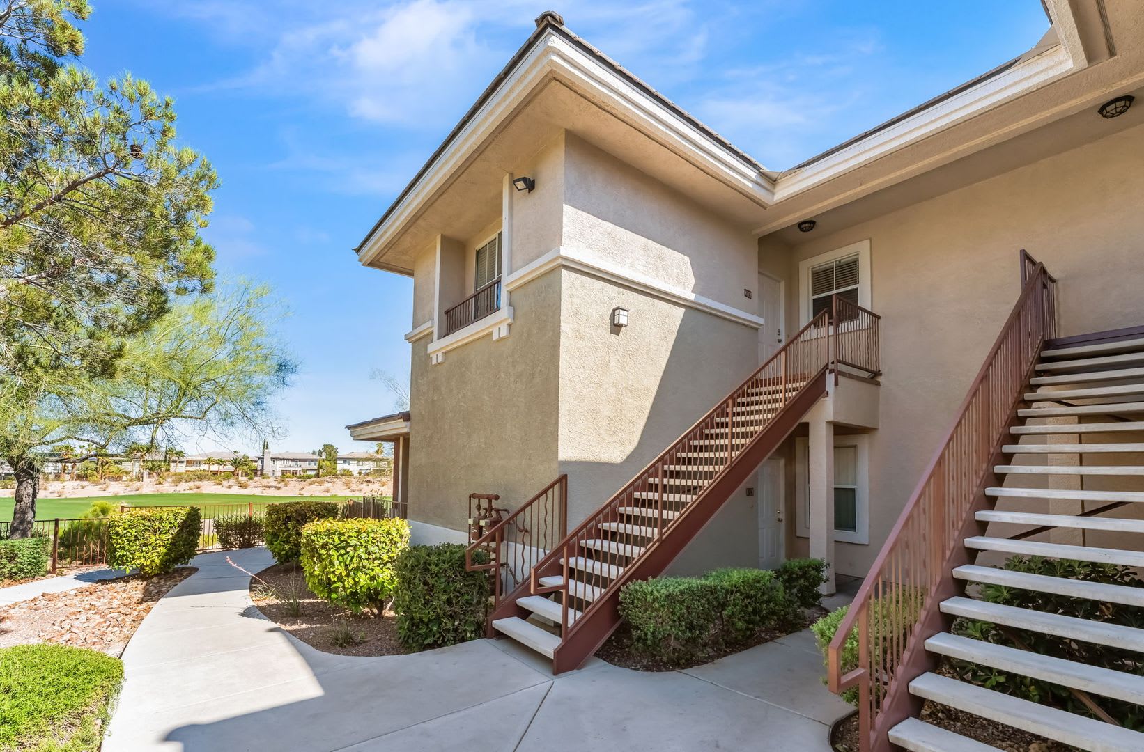 Fully Furnished with Golf Course View Condo in Gated Summerlin Community – photo 4