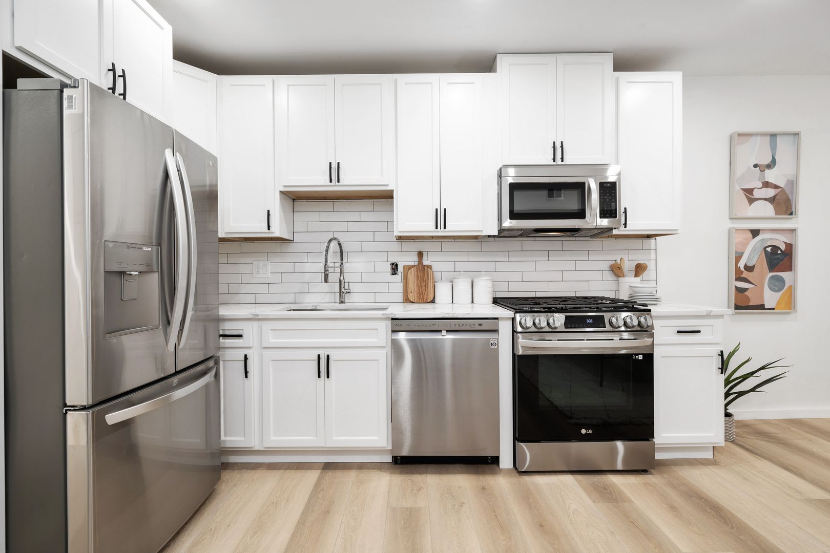 Modern Two Bed – photo 5