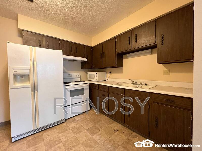 303 S Madison St – photo 5