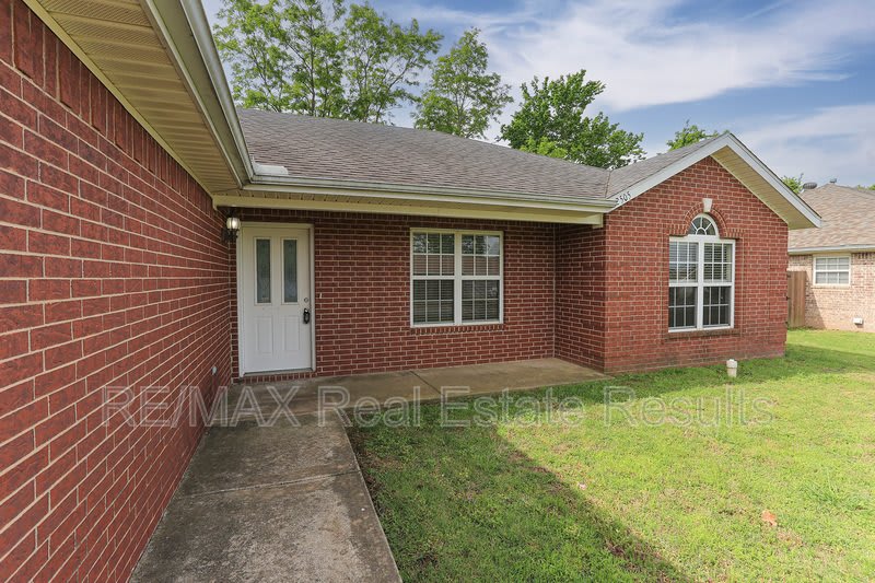 2505 SW 20th St – photo 5