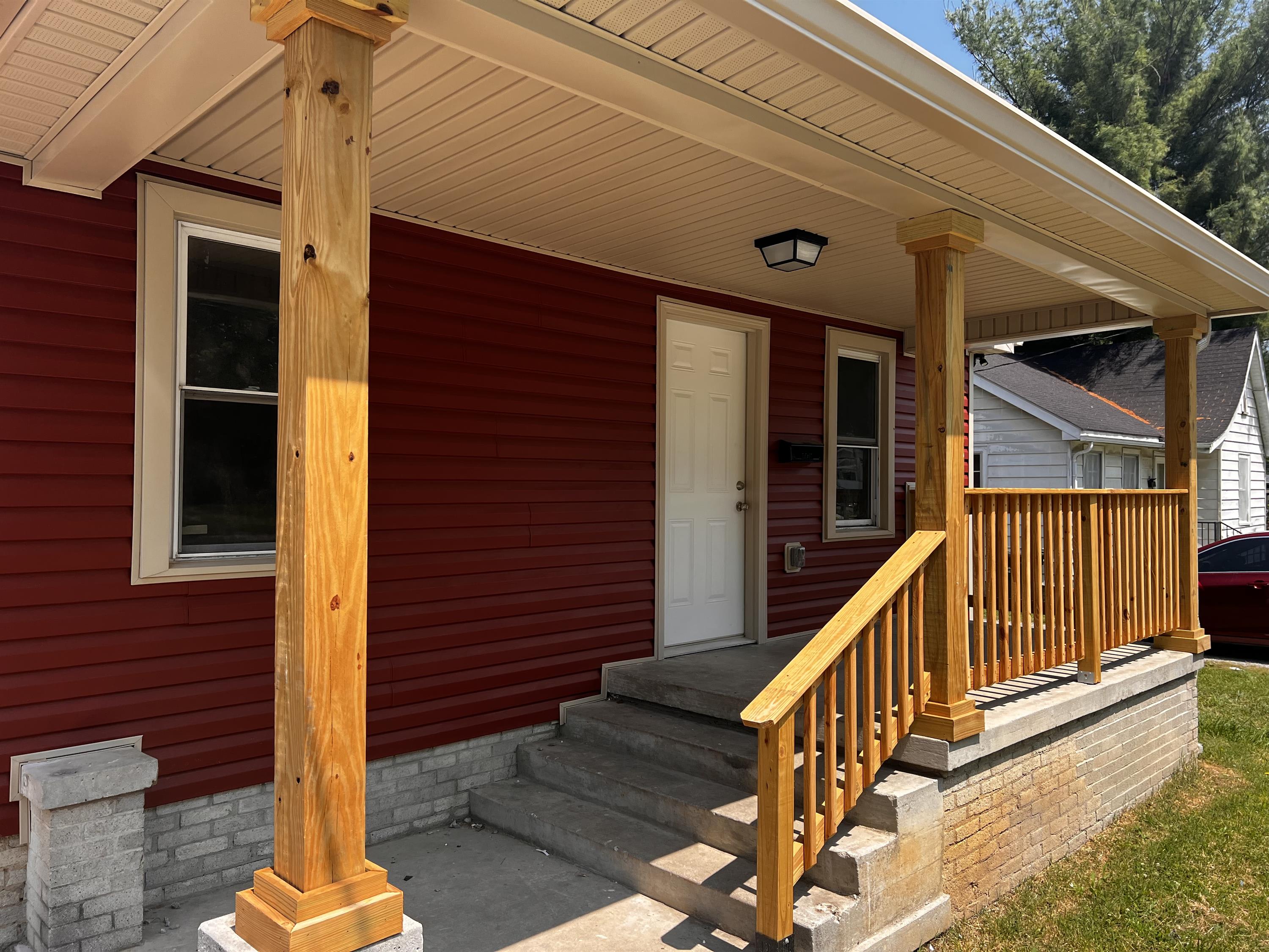 115 South Fowler Avenue – photo 2