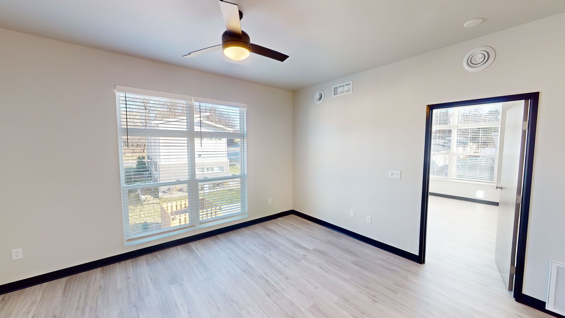 2807 Oakland – photo 3