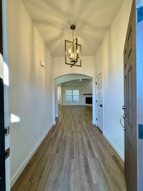 2250 Hunters Dr – photo 3