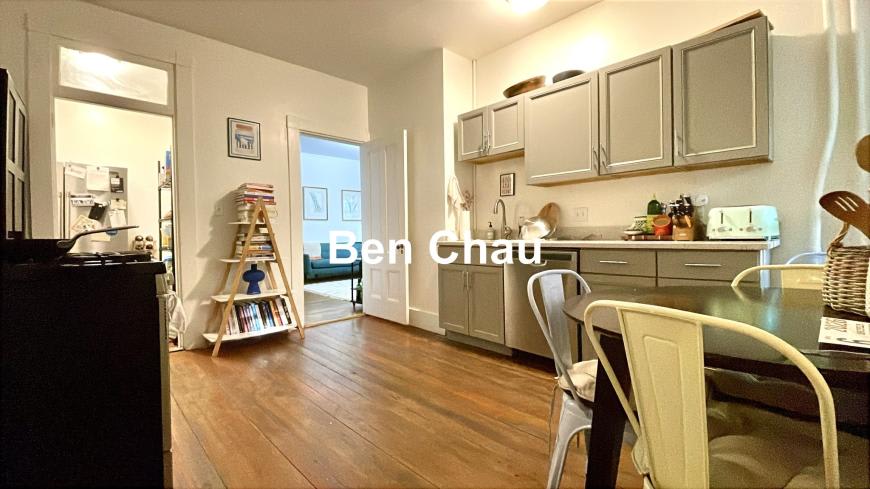 19 Trowbridge St. – photo 3