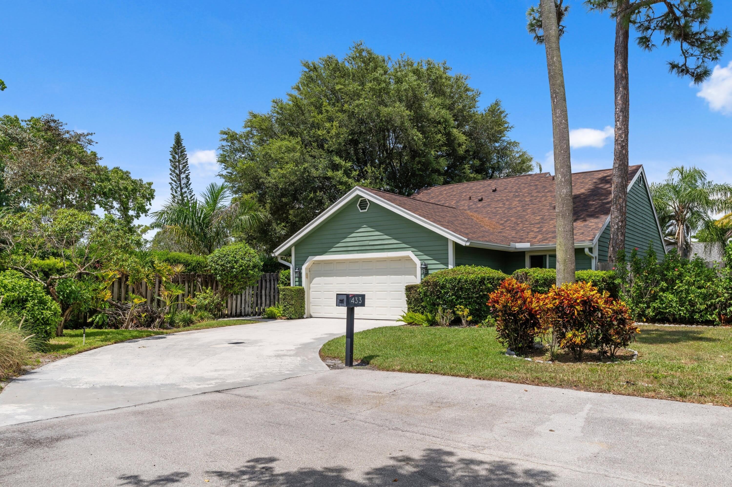 433 Goldenwood Way – photo 2