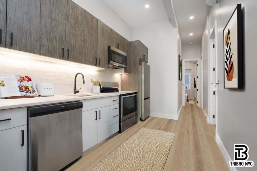 850 Flushing Avenue – photo 3