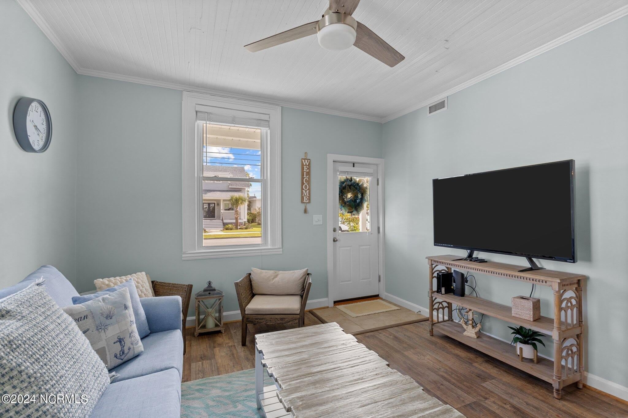 1406 Evans Street – photo 4