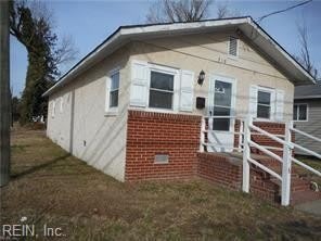 718 W Queen Street – photo 2
