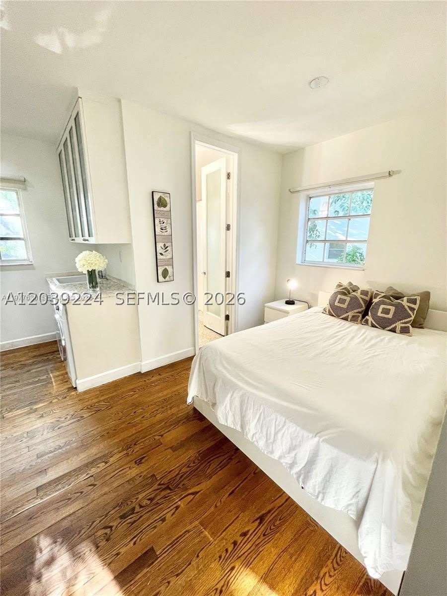 439 15th St – photo 2