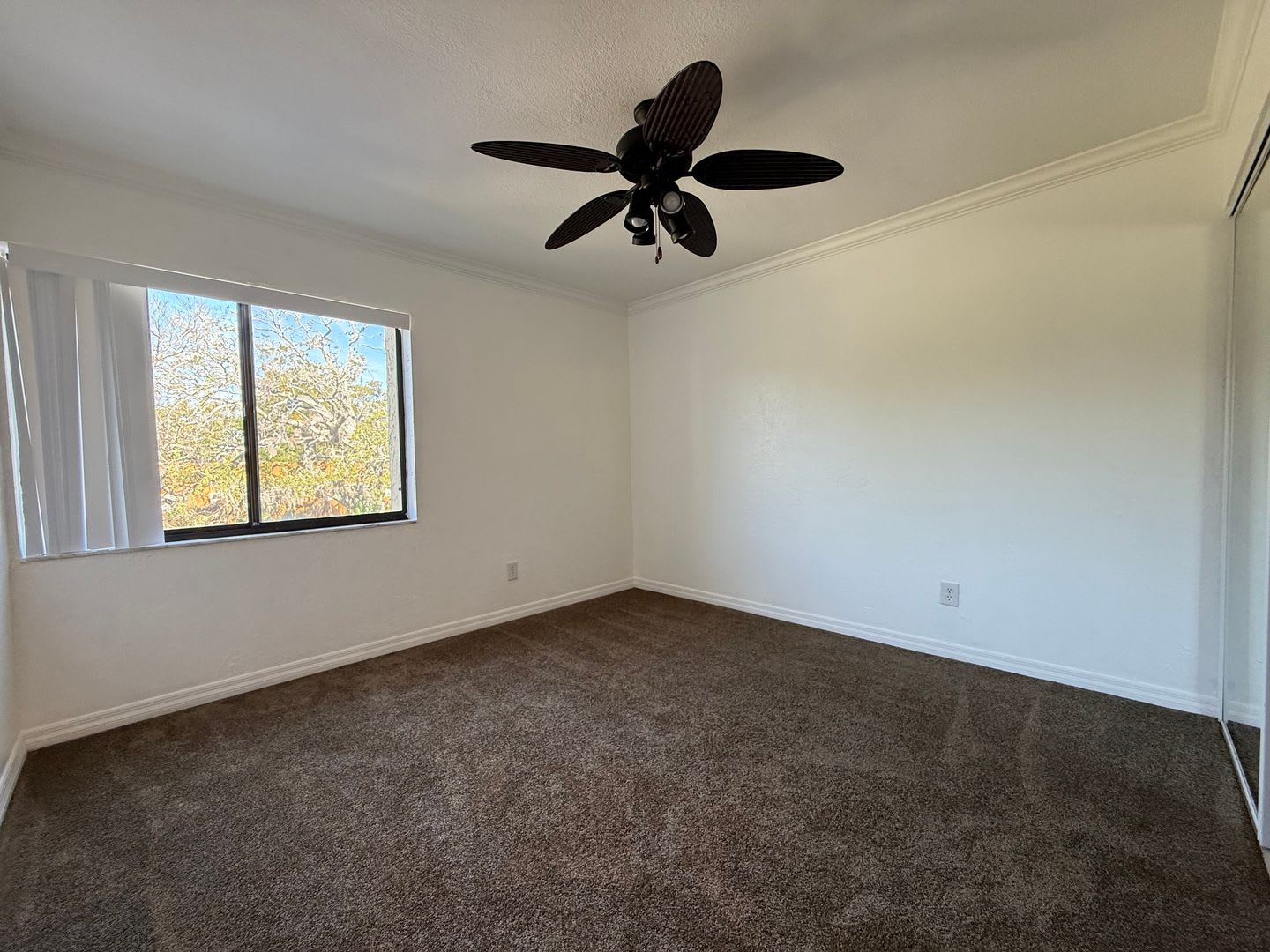 Spacious 2 Bedroom 2 Bathroom Condo In Gated Community Leasing Special Half Off 1 Month S Rent For Move In By 9 1 – photo 1