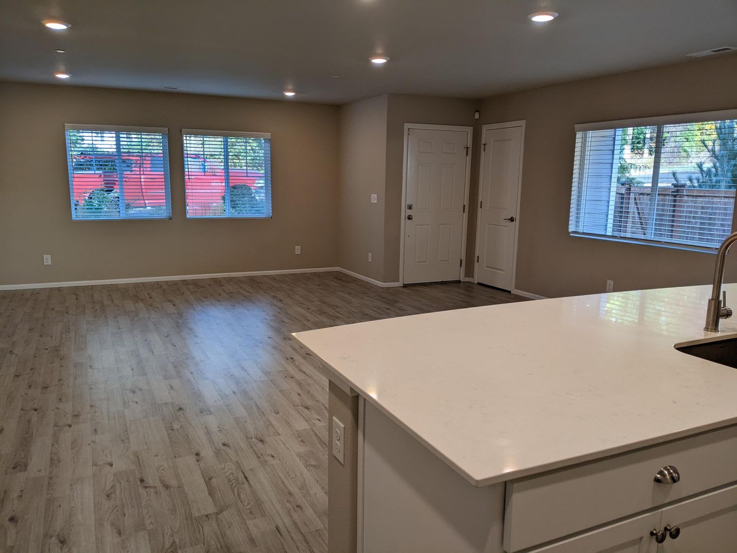 4/2.5 Townhouse for rent in DuPont! – photo 4