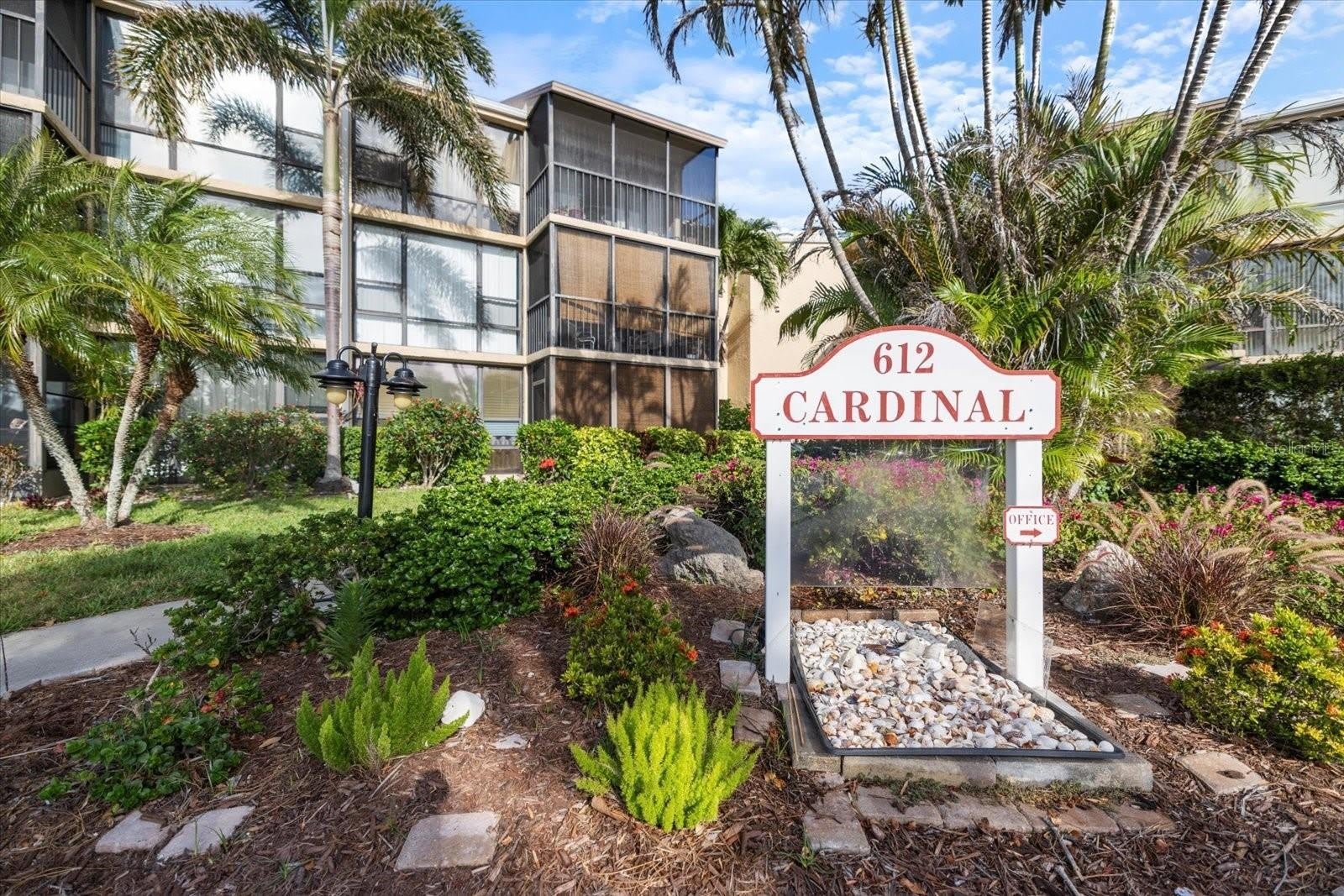 612 Bird Bay Drive S – photo 1