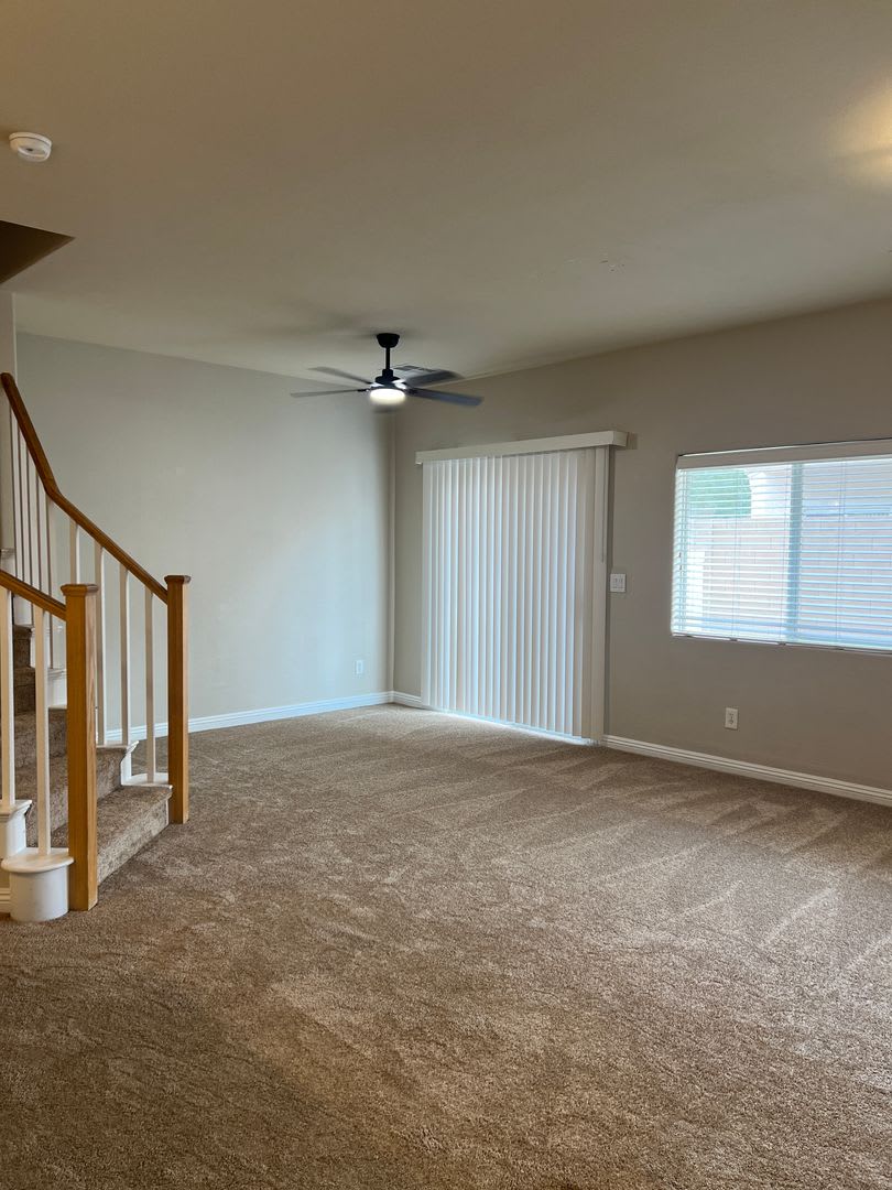 Two Story 3 Bedroom Townhouse – photo 2