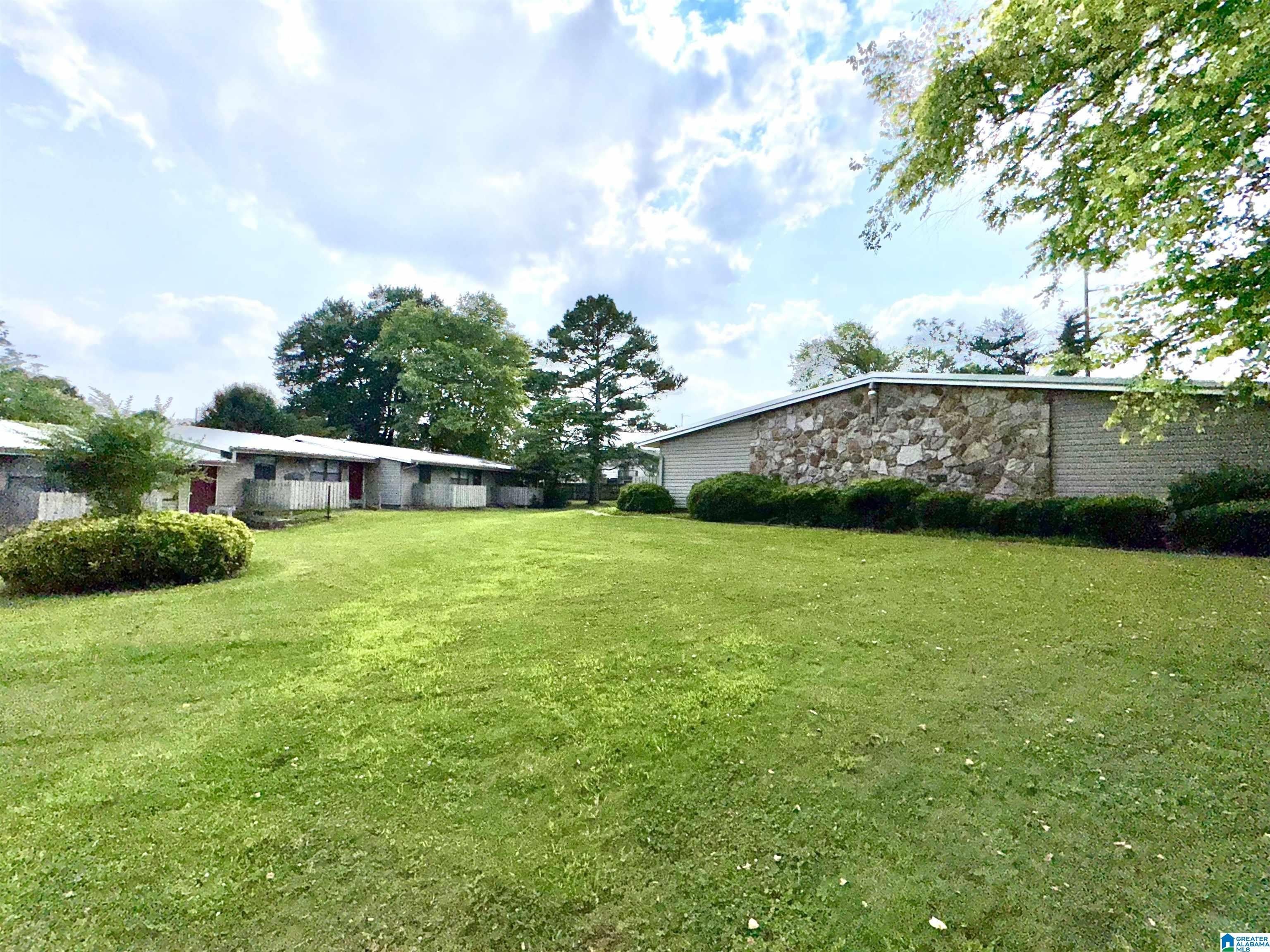 1700 Greenbrier Dear Road – photo 2