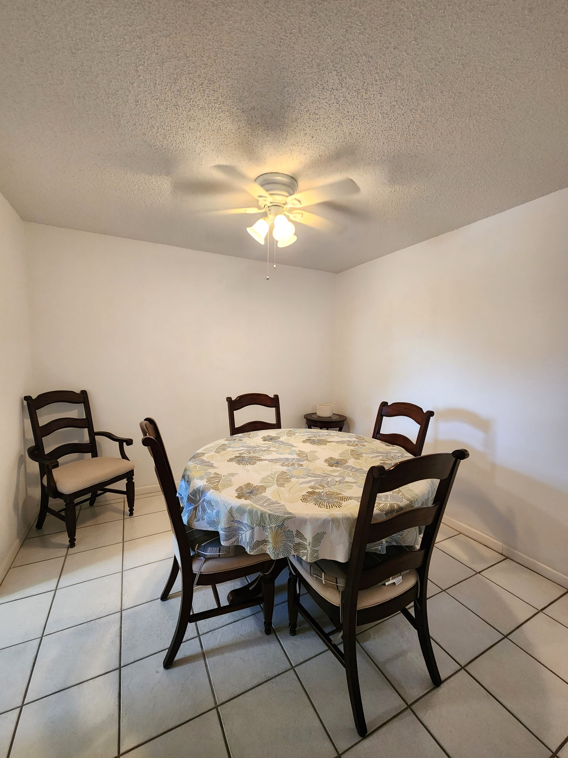 2000 Alamanda Drive – photo 4