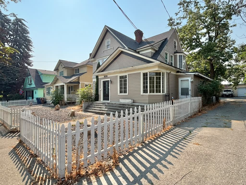 1635 West Pacific Avenue A – photo 2