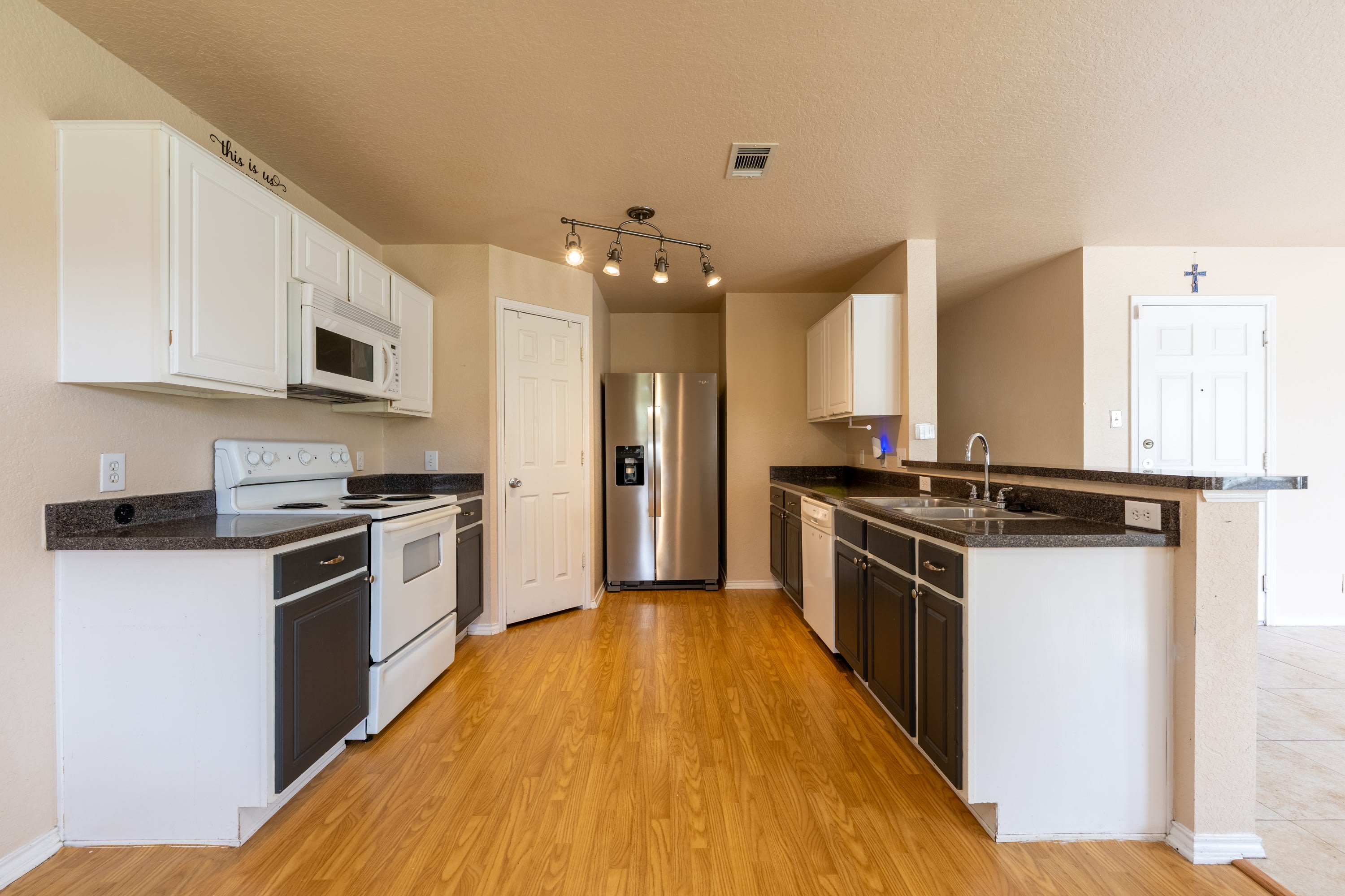 337 Longhorn Way – photo 4