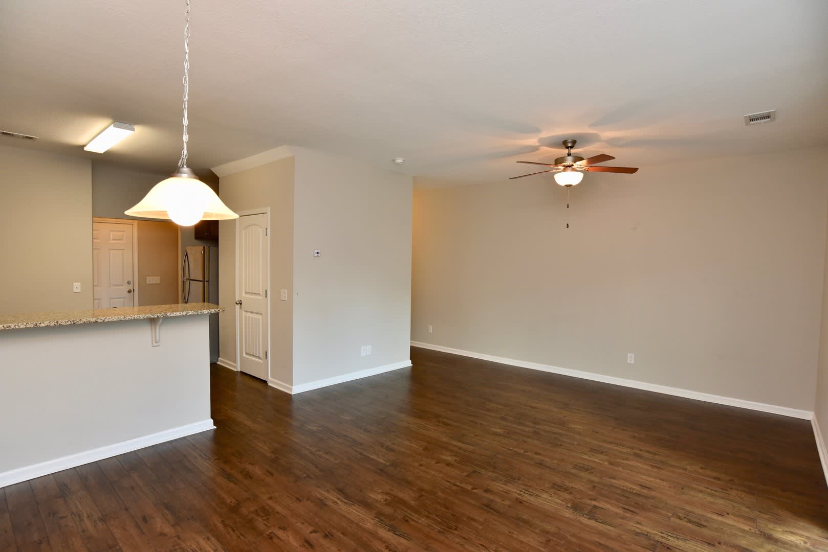 3 Bed 2 5 Bath Townhome In The Heart Of Richmond Hill – photo 3