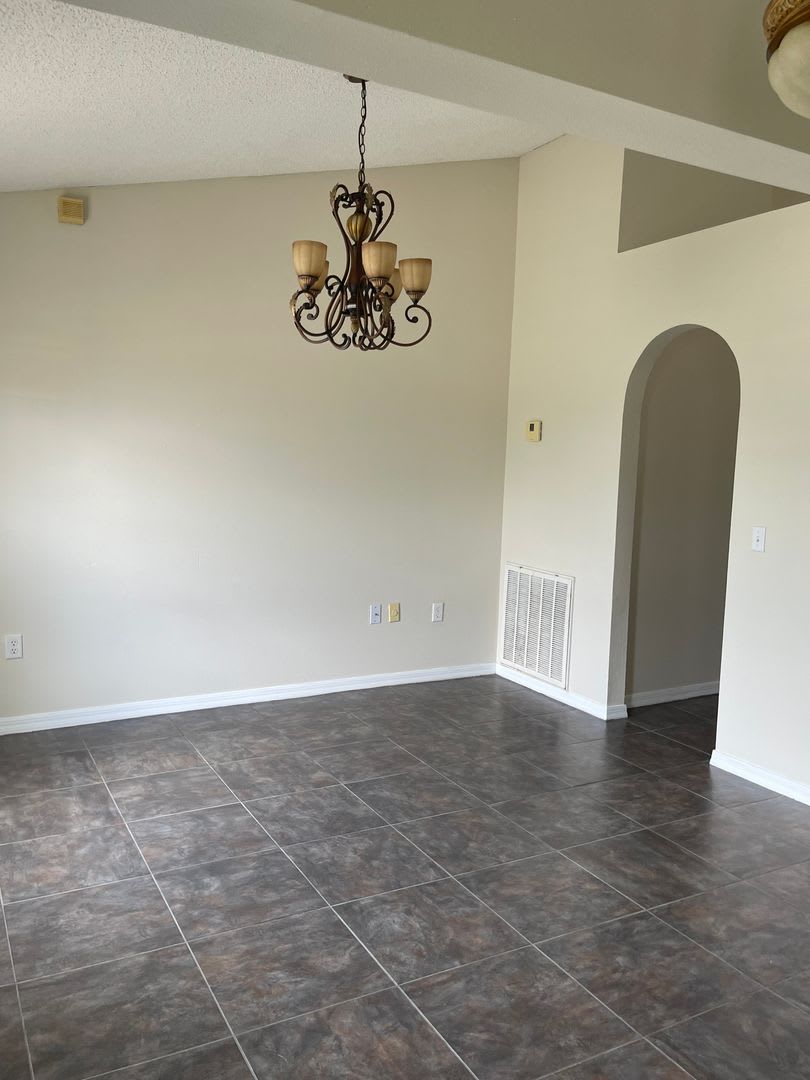 4 Bedroom, 2 Bathroom, 2 Car Garage Home. Move-in Ready – photo 2