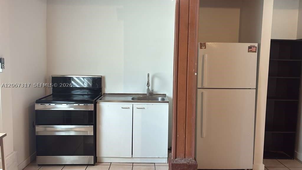 5950 NW 114th St- Efficiency 1 – photo 2