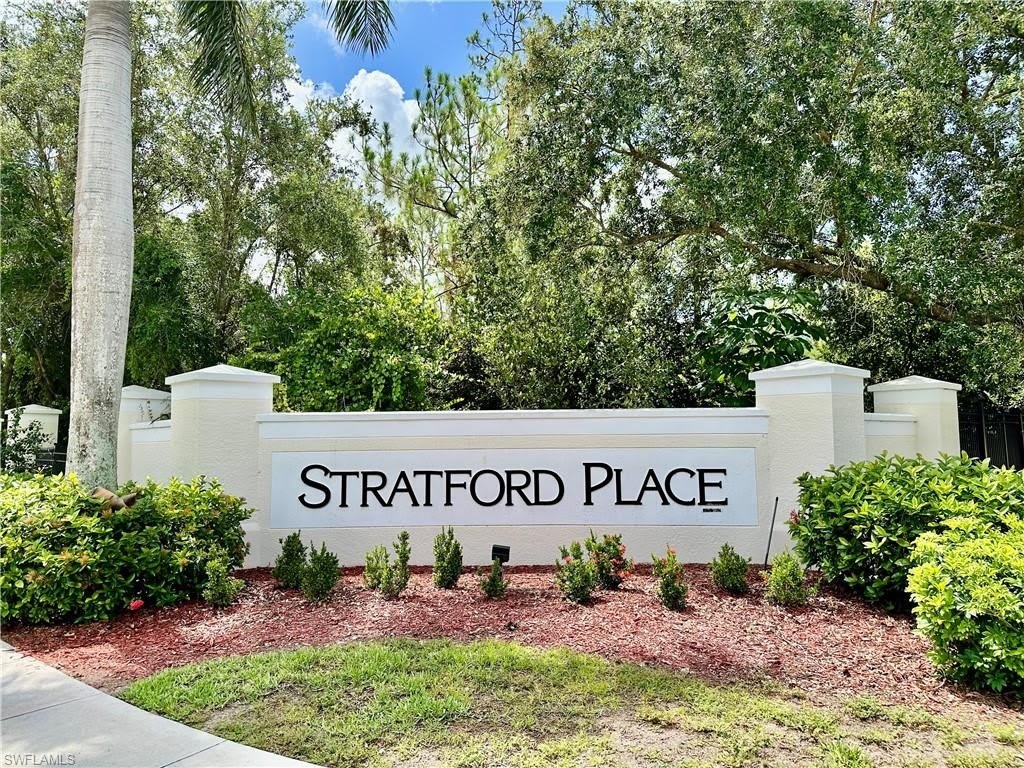 1164 Oxford Ln – photo 2