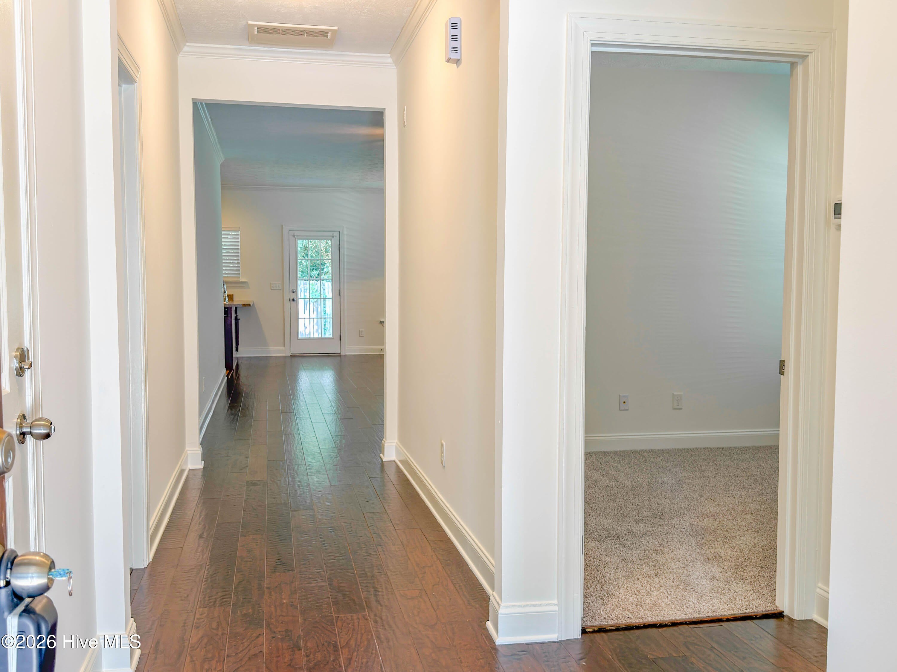 1953 Kenlock Drive – photo 2