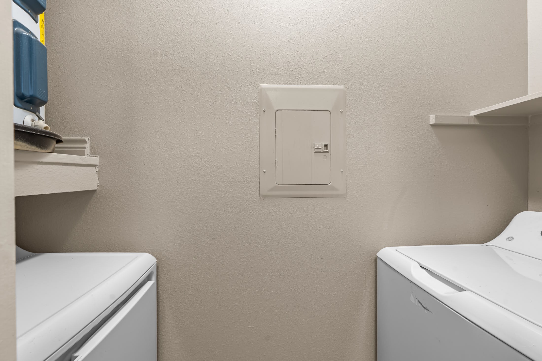 Westshore Colony Apartments – photo 5