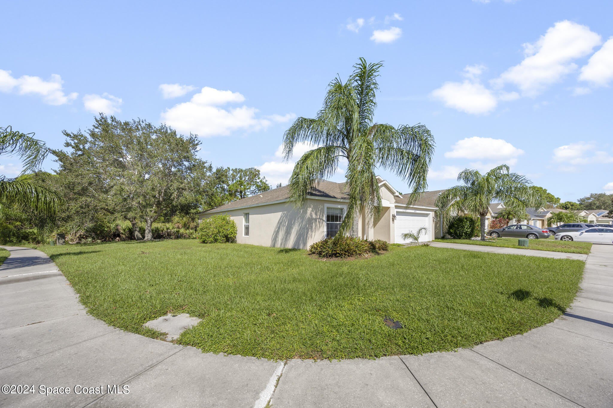 4800 Manchester Drive – photo 3