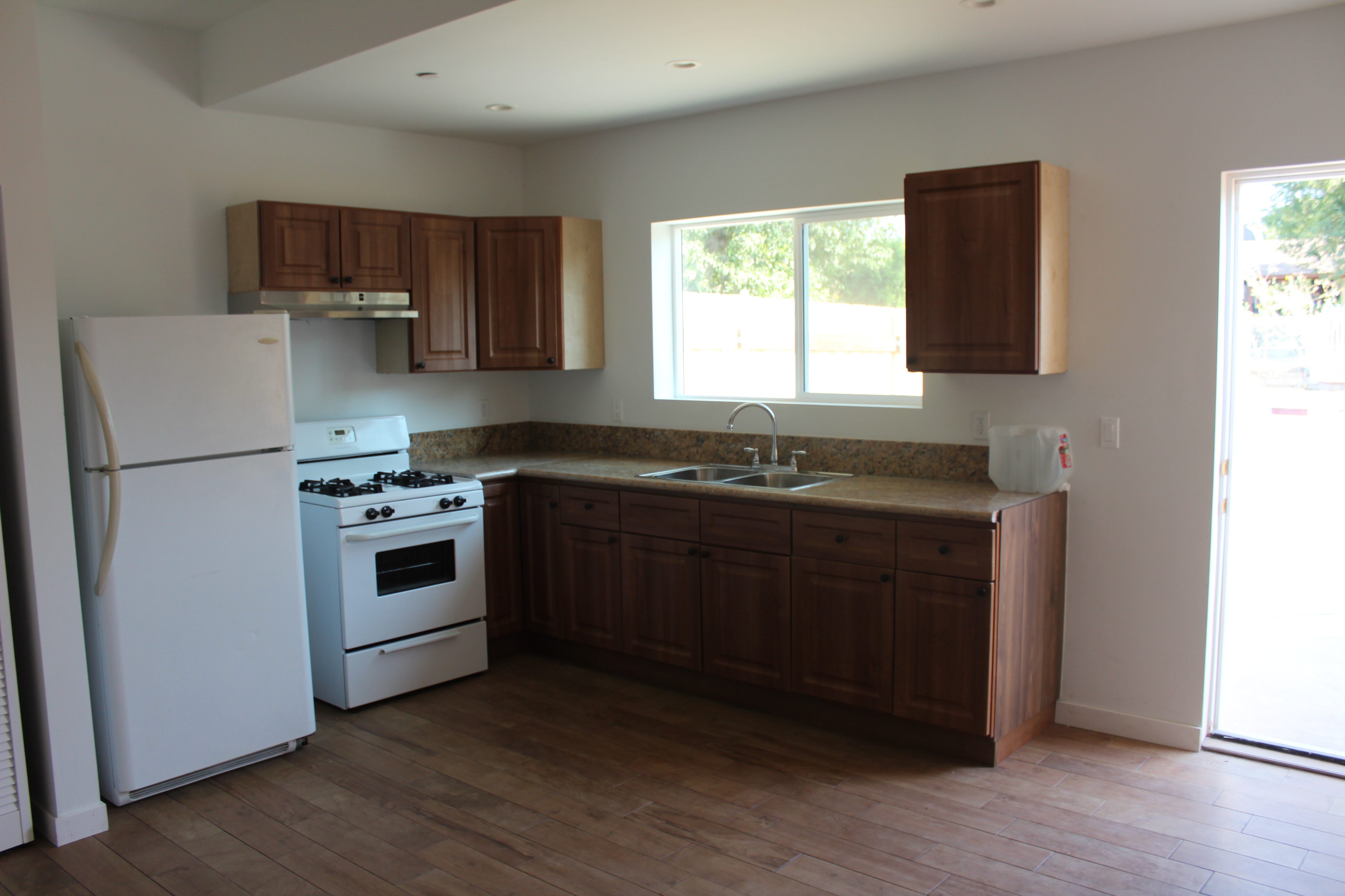 14308 Osborne St 1 – photo 3