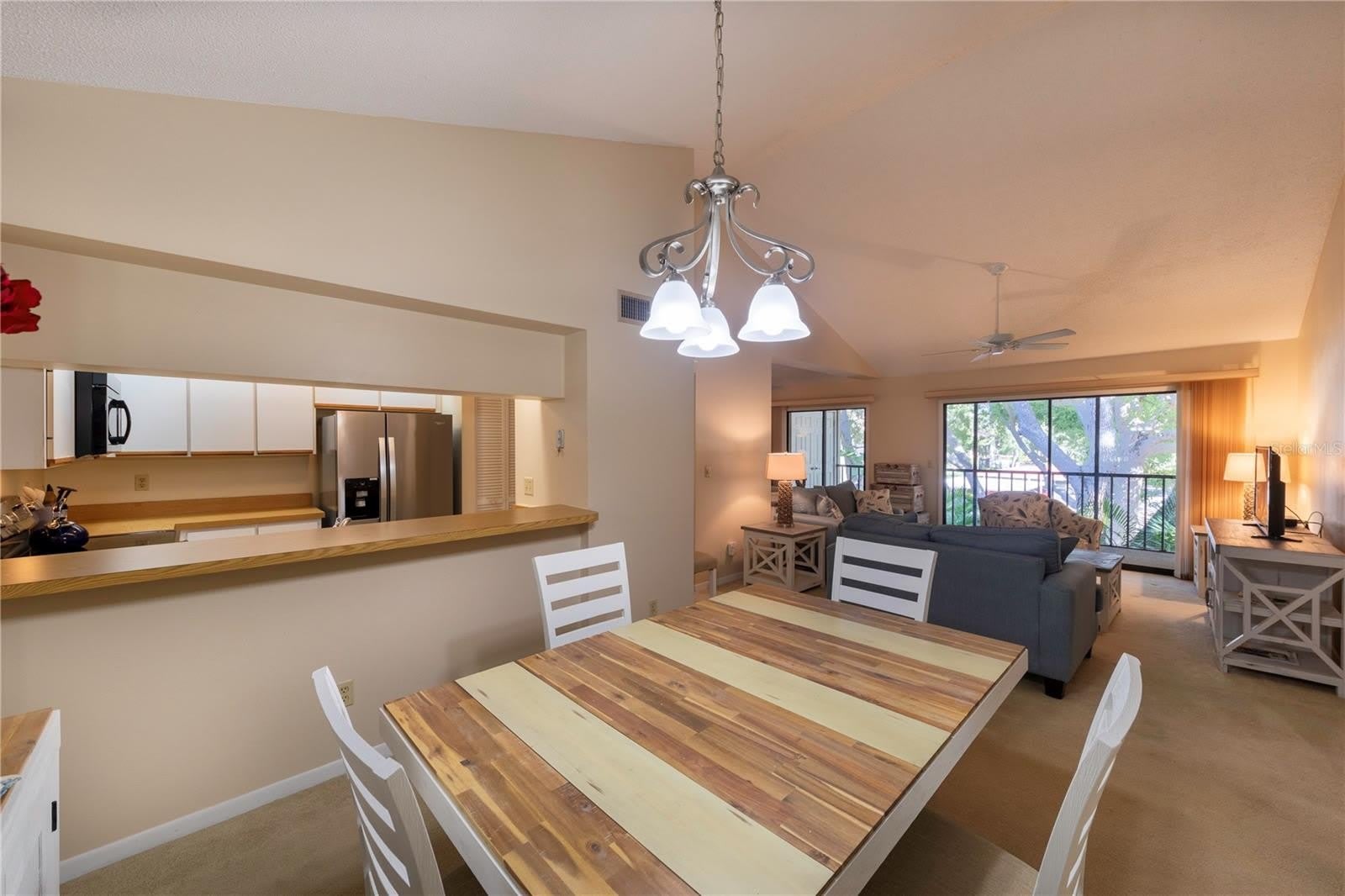 646 BIRD BAY Drive E – photo 3