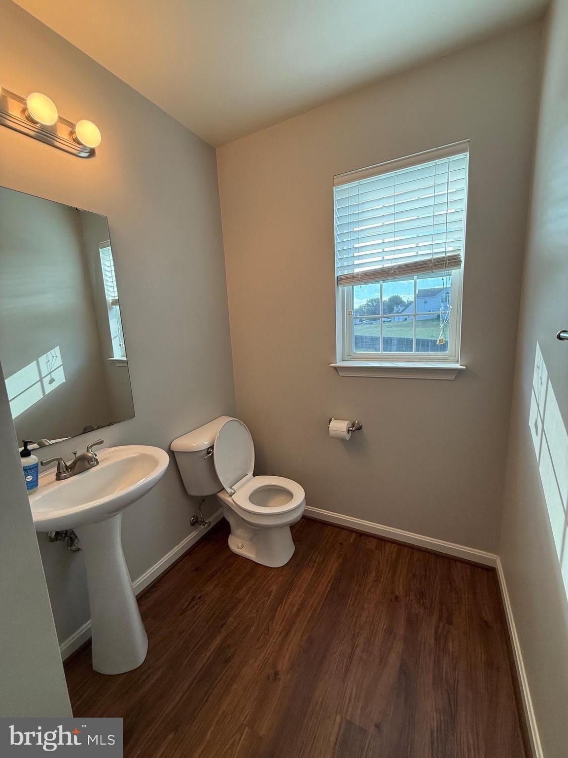 21707 HARRISON Street – photo 5